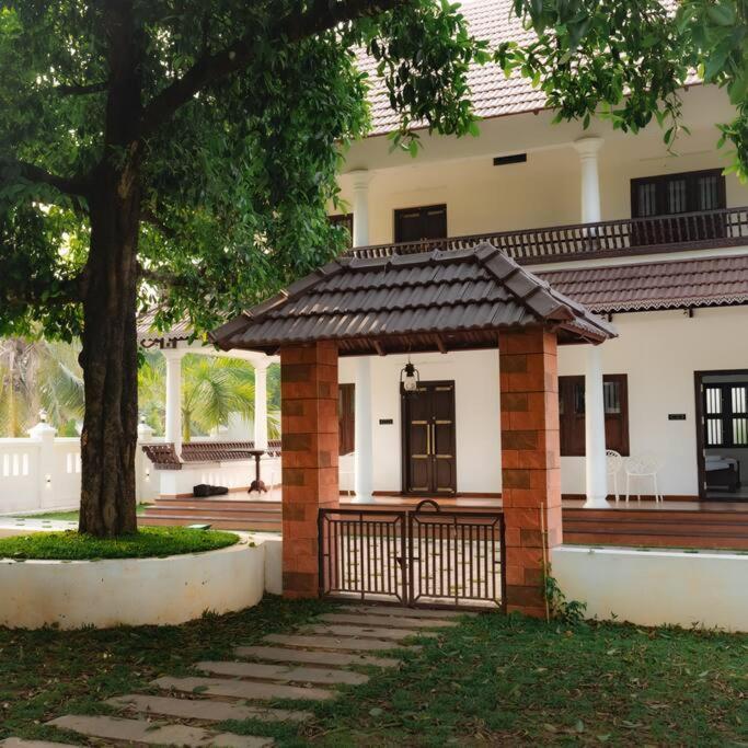 Tamarind Heritage Holiday Home Angamali Exteriér fotografie