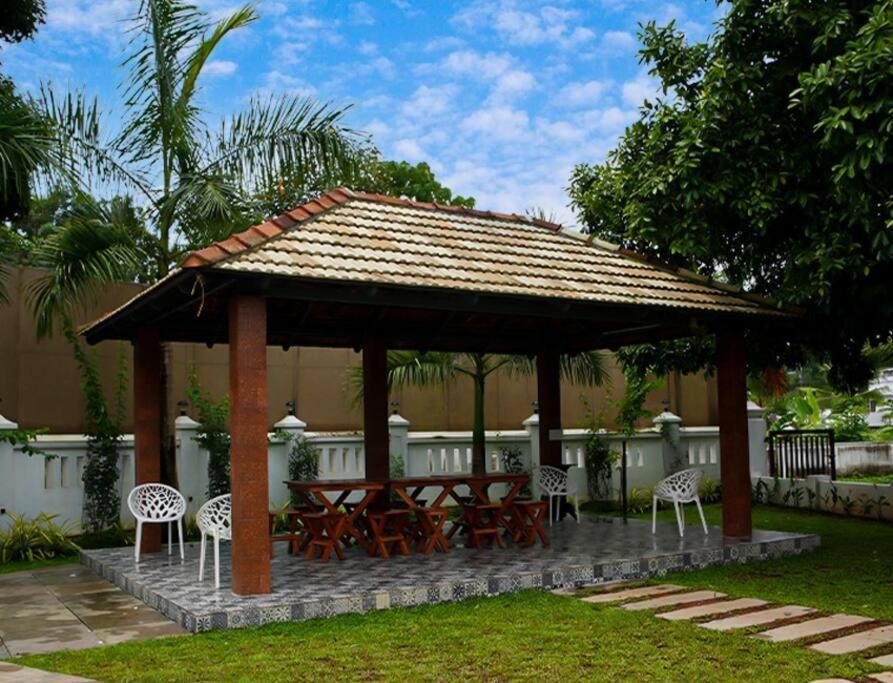 Tamarind Heritage Holiday Home Angamali Exteriér fotografie