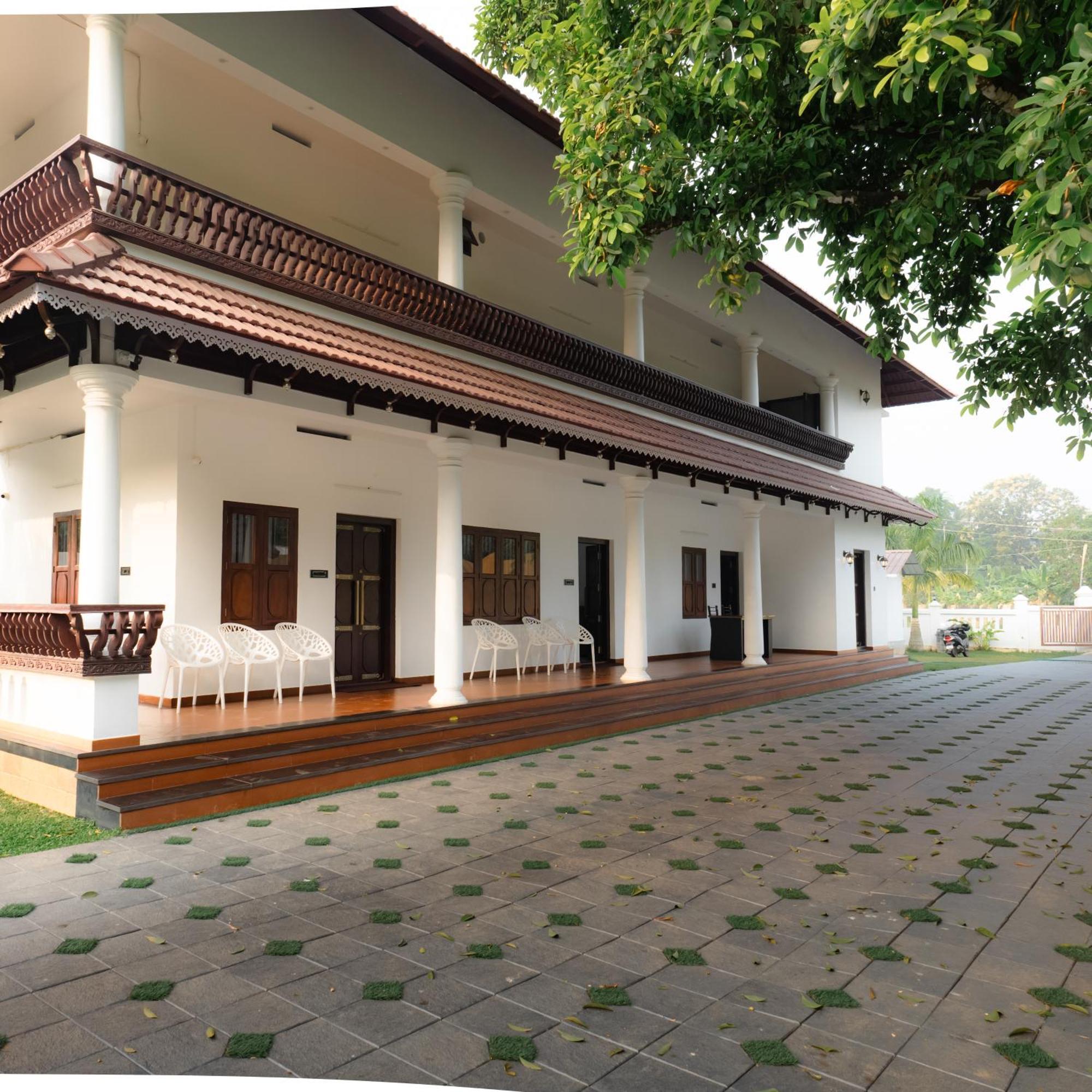 Tamarind Heritage Holiday Home Angamali Exteriér fotografie